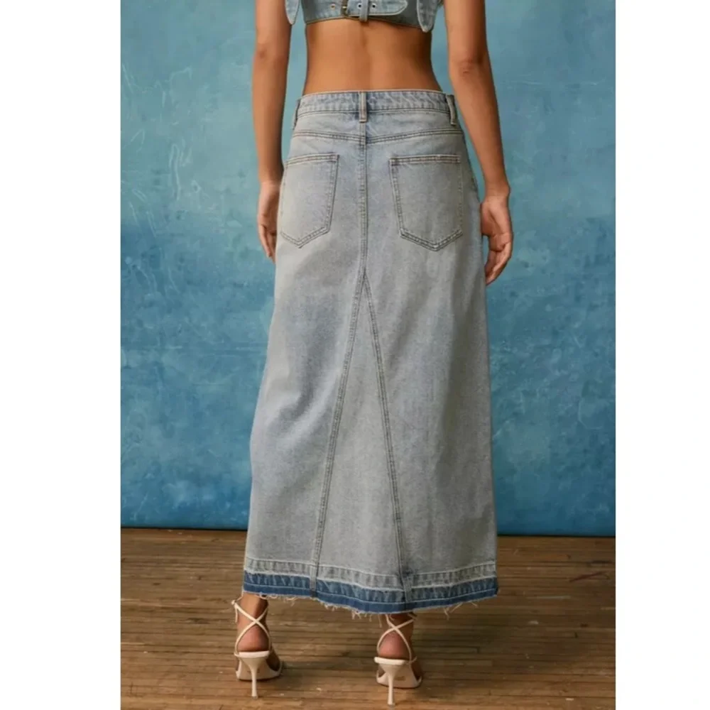 BDG Mandi A-Line Denim Maxi Skirt in Light Blue - Picture 3 of 10